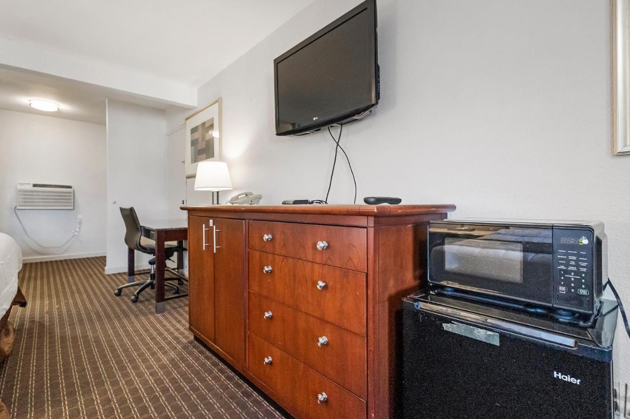 Heritage Inn Express Hayward Zewnętrze zdjęcie